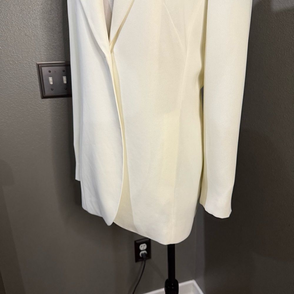 Vintage Jones wear Cream Crepe Single Button Blazer Jacket - Picture 3 of 11
